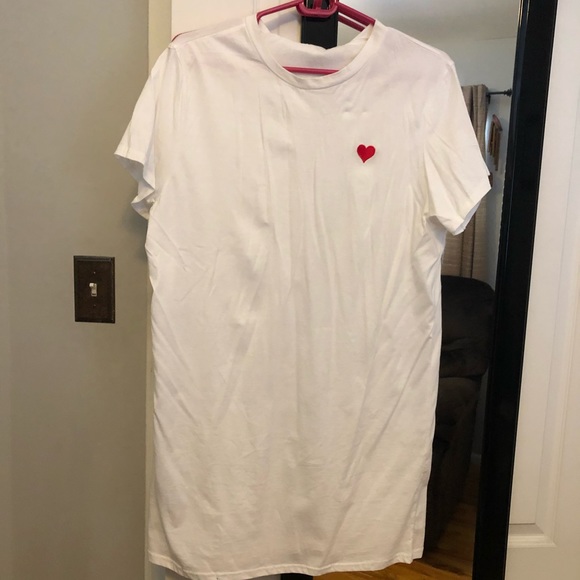 PrettyLittleThing Tops - Heart Embroidered T Shirt Dress, tags attached